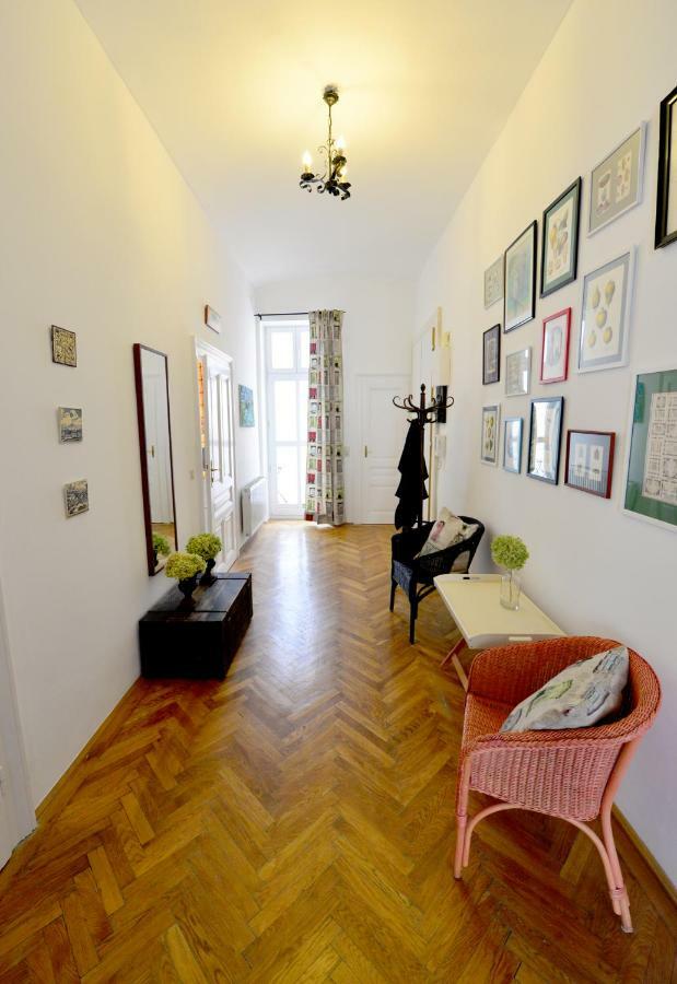 וינה Classy Apartment, 10 Min To The Centre מראה חיצוני תמונה